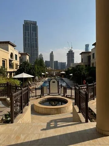 Apartment In Downtown Dubaj 0*,